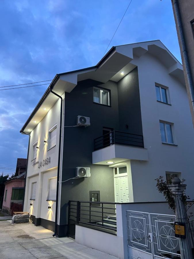 La Casa Apartments Jagodina Exterior photo